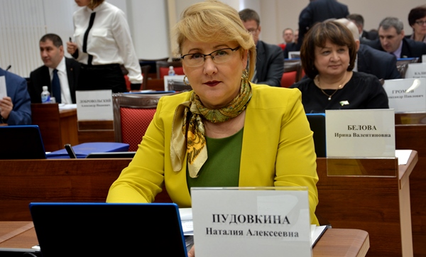 Экс-зампред правительства Хабаровского края Пудовкина пытается спасти бизнес