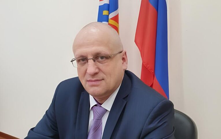 В Магаданской области прокуратура требует отстранить главу Сусуманского округа