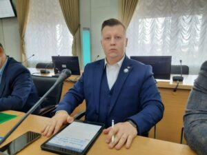 суд министр