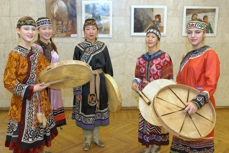 В школах Хабаровского края могут появиться уроки традиционных ремесел коренных народов