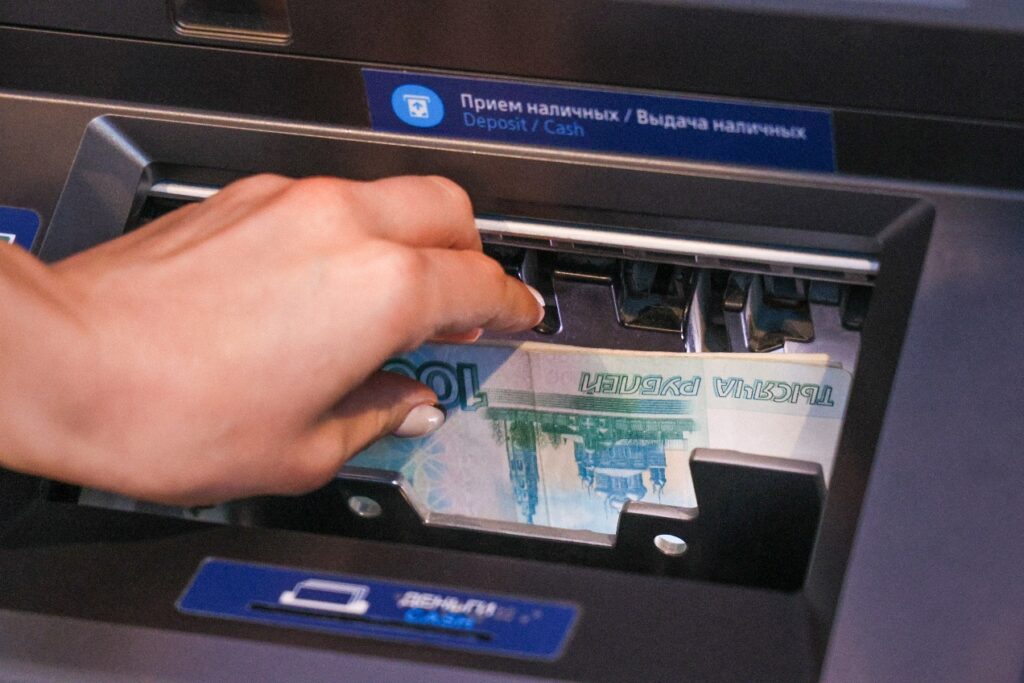 Аналитика ВТБ: сахалинцы фиксируют доходность вкладов