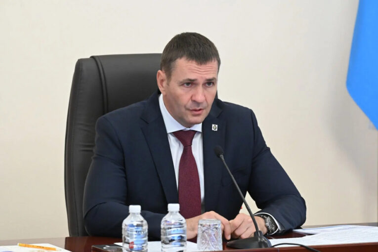 По поручению Демешина в Хабаровском крае усилят контроль за безопасностью дорог